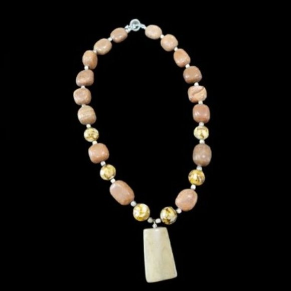 Jasper Stone Necklace with an Aventurine Quartz Agate Stone Pendant - Picture 7 of 7